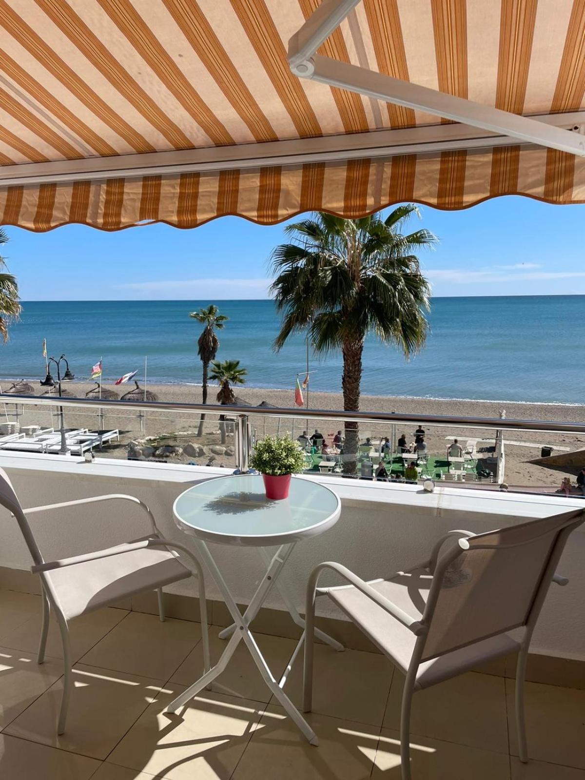 Roca Chica. Studio - First Line Beach Torremolinos Esterno foto