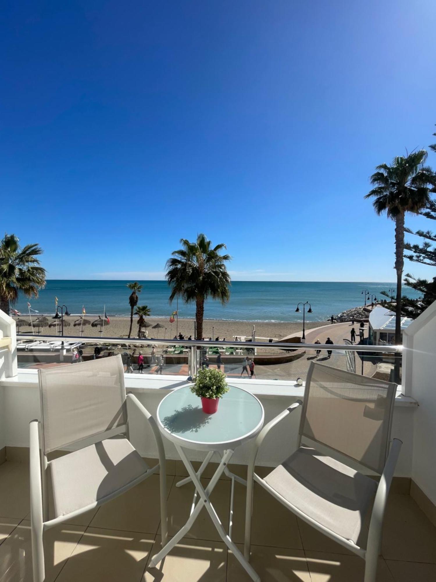 Roca Chica. Studio - First Line Beach Torremolinos Esterno foto
