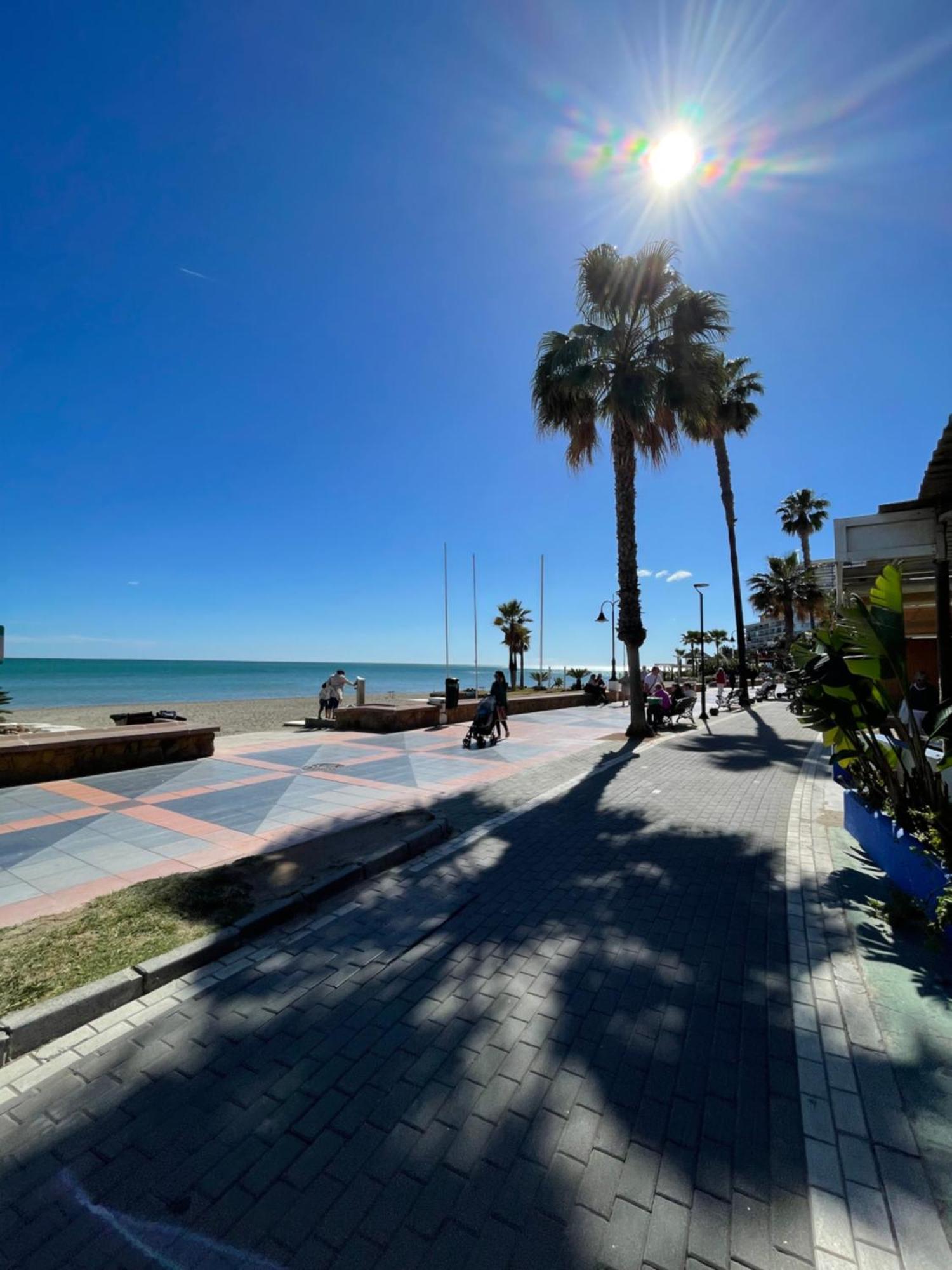 Roca Chica. Studio - First Line Beach Torremolinos Esterno foto