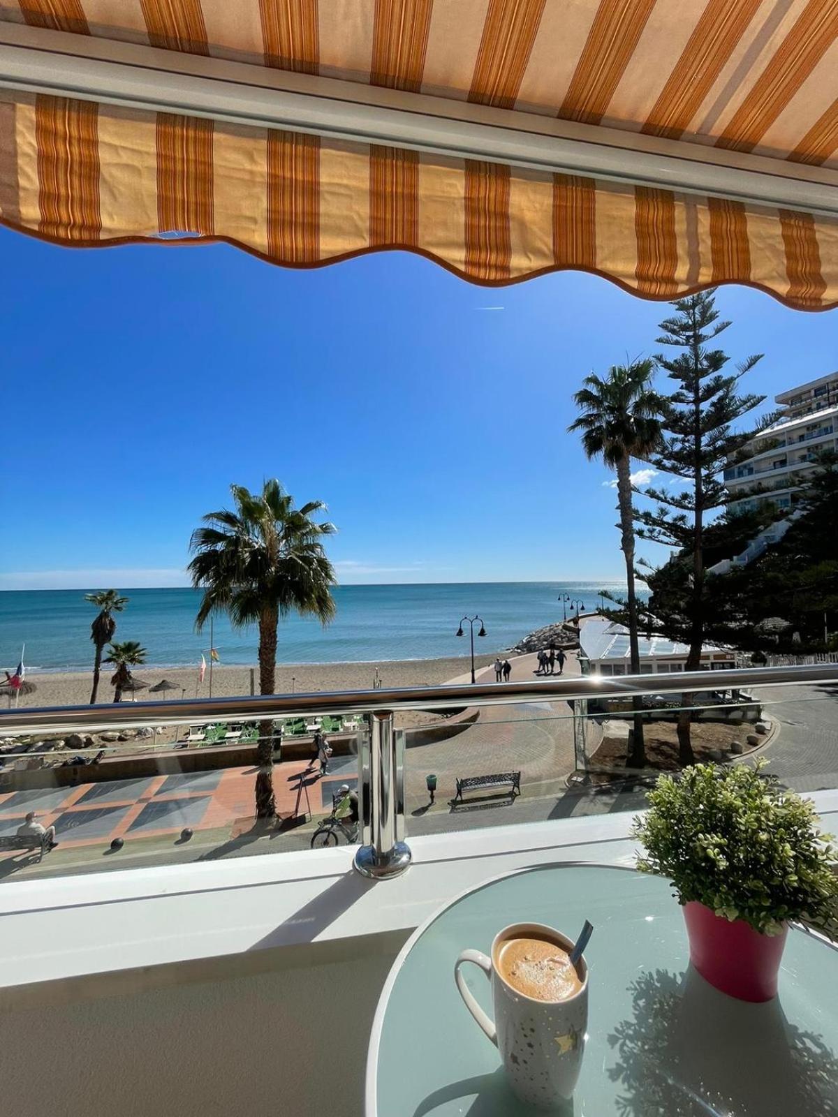 Roca Chica. Studio - First Line Beach Torremolinos Esterno foto